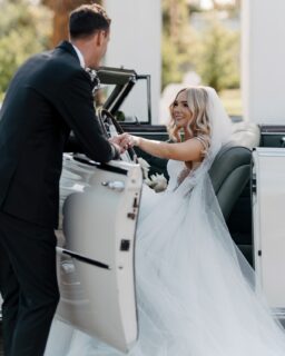 Golden smiles, stolen glances, and a love that speaks louder than words. 🤍
Planner / Coordinator @lefox_weddingsandevents
Venue@zorgvlietwines
Photography @loraweddings
#SoftRomanticWedding #EdgyWedding #ModernRomance #BoldLove #WeddingInspo #ChicWedding #UniqueWedding #RomanticStyle #eventcoordination #weddingplanner #eventplanner #luxuryweddingplanner #winelandswedding #capetownwedding #southafricawedding #destinationswedding #weddinginspirations #eventdesign #specialcelebrations #styling #weddinginspo #luxurywedding